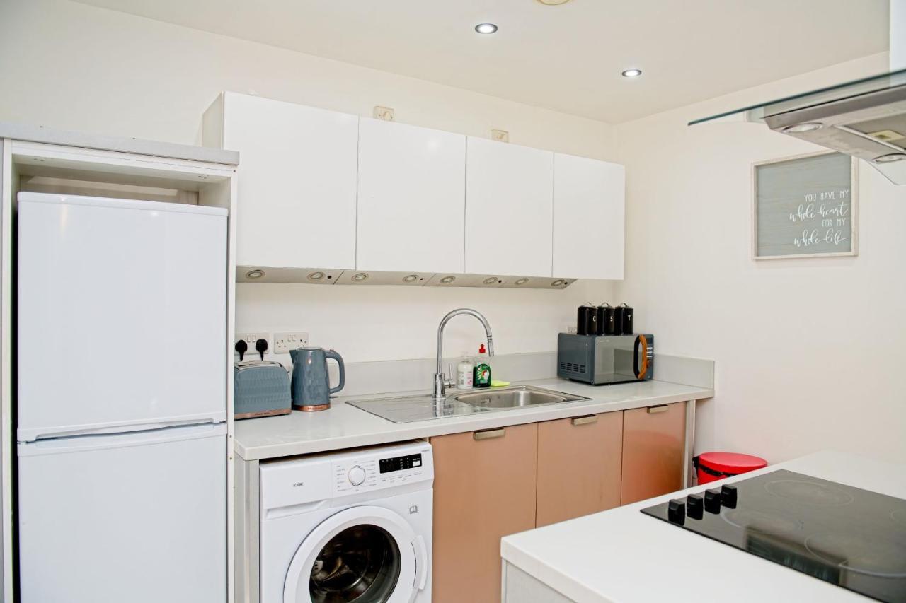 City Centre Apartment Бирмингем Экстерьер фото