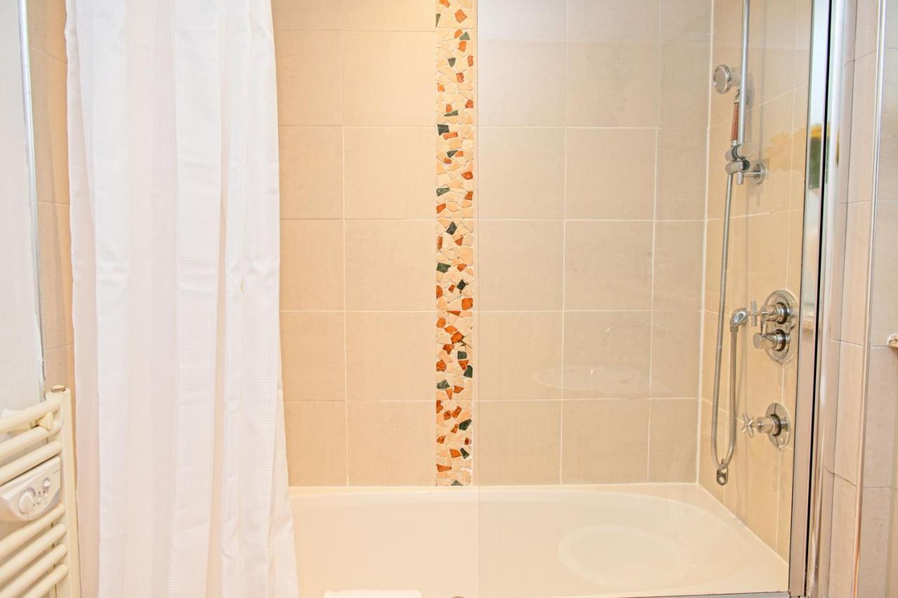 City Centre Apartment Бирмингем Экстерьер фото